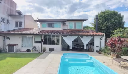 Casa para Venda em Florianópolis, Córrego Grande, 4 dormitórios, 1 suíte, 4 banheiros, 3 vagas
