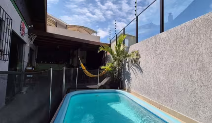 Casa para Venda em Florianópolis, Saco Dos Limões, 3 dormitórios, 1 suíte, 3 banheiros, 2 vagas