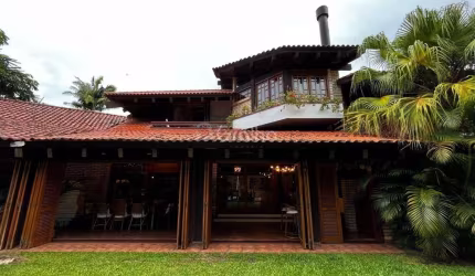 Casa para Venda em Florianópolis, Jurerê Internacional, 5 dormitórios, 1 suíte, 6 banheiros, 3 vagas