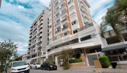 Apartamento para Venda em Florianópolis, Centro, 3 dormitórios, 1 suíte, 3 banheiros, 2 vagas