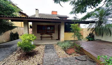 Casa para Venda em Florianópolis, Campeche, 4 dormitórios, 1 suíte, 3 banheiros, 4 vagas