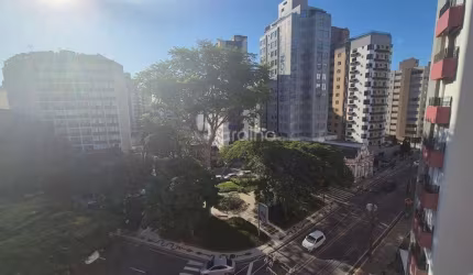 Apartamento para Venda em Florianópolis, Centro, 3 dormitórios, 3 suítes, 5 banheiros, 2 vagas