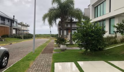 Casa para Venda em Florianópolis, Morro das Pedras, 3 dormitórios, 1 suíte, 4 banheiros, 2 vagas