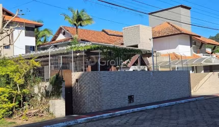 Casa para Venda em Florianópolis, Canasvieiras, 4 dormitórios, 2 banheiros, 2 vagas