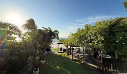 Apartamento para Venda em Florianópolis, Jurerê, 2 dormitórios, 1 suíte, 2 banheiros, 2 vagas