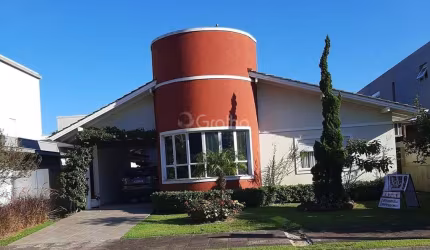 Sítio para Venda em Florianópolis, Cachoeira Do Bom Jesus, 3 dormitórios, 1 suíte, 2 banheiros, 2 vagas