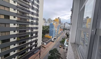 Apartamento para Venda em Florianópolis, Centro, 3 dormitórios, 2 banheiros, 1 vaga