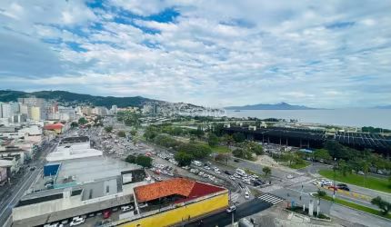 Apartamento para Venda em Florianópolis, Centro, 3 dormitórios, 1 suíte, 2 banheiros, 1 vaga