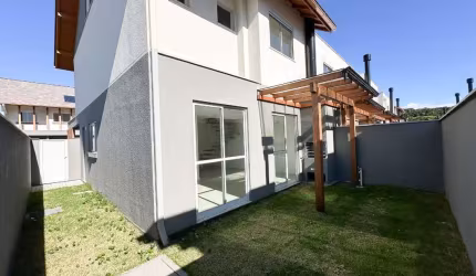 Casa para Venda em Florianópolis, Morro das Pedras, 3 dormitórios, 1 suíte, 3 banheiros, 2 vagas