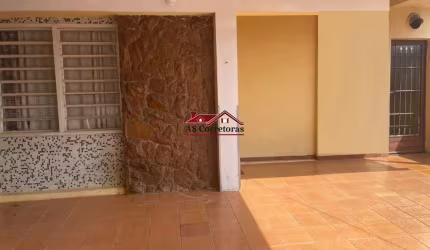 Casa térrea a venda no São Francisco.