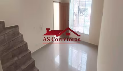 Imperdível: Casa à venda em São Paulo-SP, Vila São Francisco! 3 quartos, 1 suíte, 1 sala, 3 banheiros, 2 vagas, 150m².