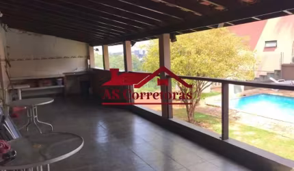 Sobrado em ótima localização no Parque dos Príncipes, que oferece uma série de características que certamente irão te interessar.