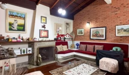 Excelente opção no Parque dos Príncipes,  600 m², localizada em um terreno de 1.119 m².