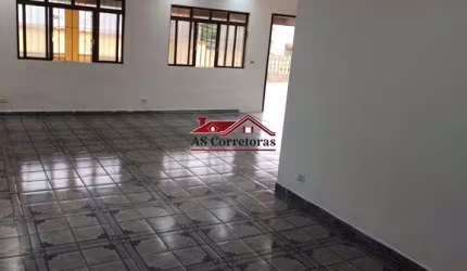 Casa à venda em Osasco-SP, City Bussocaba: 4 quartos, 1 suítes, 5 banheiros, 7 vagas, 250m². Imperdível oportunidade!