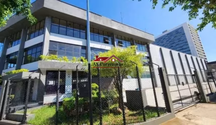 Excelente Oportunidade! Galpão Comercial de 3.647m² à Venda ou Locação em São Paulo-SP, Bairro Parque Industrial Tomas Edson.