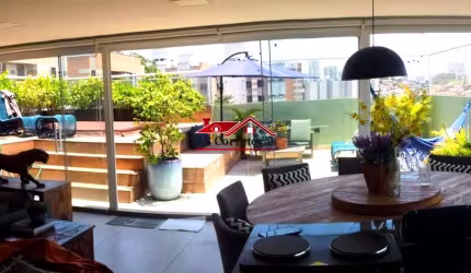 Cobertura de alto padrão em São Paulo-SP, 3 quartos, 3 suítes, 2 salas, 5 banheiros, 3 vagas de garagem, 234m² na Cidade São Francisco.