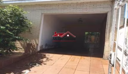Casa à venda em São Paulo-SP, Jaguaré: 3 quartos, 1 sala, 3 banheiros, 2 vagas, 125m² de área. Venha conferir!
