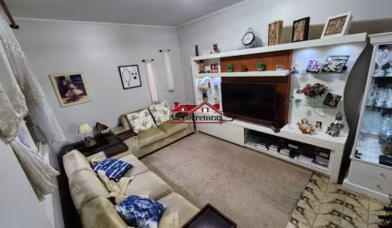 Imperdível residência à venda em São Paulo-SP, bairro Adalgisa: 3 quartos, 2 suítes, 2 salas, 4 banheiros, 2 vagas, 242,43 m².