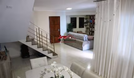 Imperdível: Casa à venda em São Paulo-SP, bairro Jaguaré, 5 quartos, 1 suíte, 2 salas, 4 banheiros, 2 vagas, 401m².