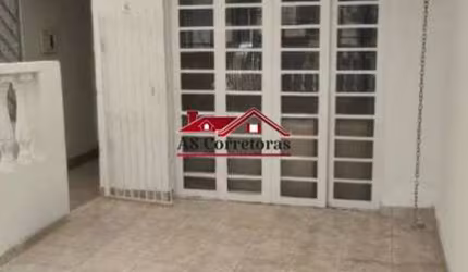 Venda de Casa na Vila Pestana, Osasco-SP: 3 quartos, 1 suíte, 1 sala, 3 banheiros, 1 vaga de garagem, 100m² de área. Confira!