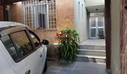 Imperdível! Casa à venda em Osasco-SP, Jardim D'abril - 3 quartos, 2 suítes, 1 sala, 3 banheiros, 2 vagas de garagem, 200 m².
