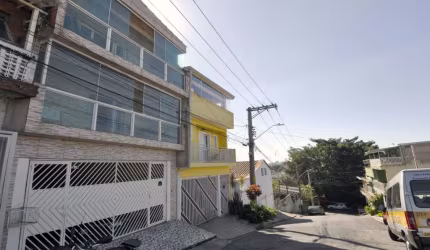 Casa no centro de Jandira de 6 dormitórios