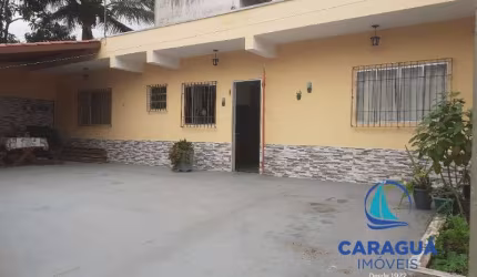 Casa com 1 dormitório à venda no bairro do Travessão, em Caraguatatuba