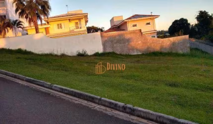 Lote à Venda no Condomínio Village Vert