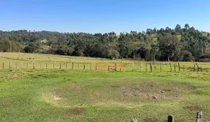 Sítio à Venda em São Miguel Arcanjo, SP