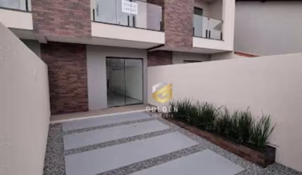 Sobrado com 3 dormitórios à venda, 92 m² por R$ 705.000,00 - Perequê - Porto Belo/SC