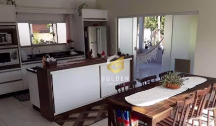 Casa Residencial à venda, Centro, São João Batista - CA0535.