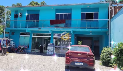 Casa com 03 dormitórios, sendo 01 suíte em Tijucas