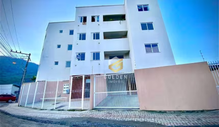 APARTAMENTO 2 DORMITÓRIOS EM ITAPEMA -SC