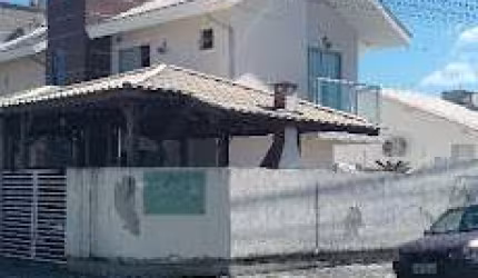 Casa com 2 dormitórios à venda, 84 m² por R$ 750.000,00 - Mata Atlântica - Tijucas/SC