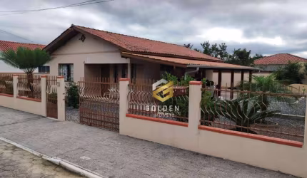 Casa com 3 dormitórios à venda, 130 m² por R$ 595.000,00 - Areias - Tijucas/SC