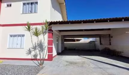 Casa com 5 dormitórios à venda, 240 m² por R$ 900.000,00 - Praia Grande - São Francisco do Sul/SC