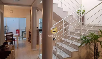Sobrado com 3 dormitórios, 180 m² - venda por R$ 1.850.000,00 ou aluguel por R$ 9.500,00/mês - Centro - Balneário Camboriú/SC
