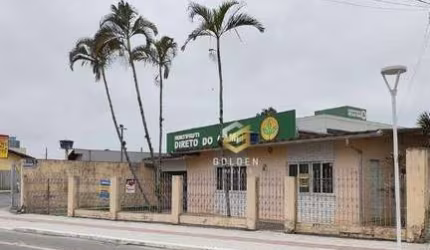 Casa no centro de Navegantes próximo ao Ferry Boat