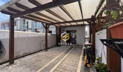 Casa com 2 dormitórios à venda, 65 m² por R$ 400.000,00 - Loteamento Br Felice - Tijucas/SC