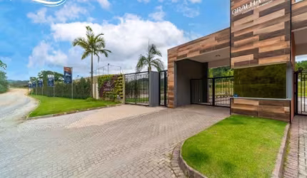CONDOMÍNIO RESIDENCIAL DE CASAS DE CAMPO