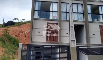 Sobrado à venda, SÃO FRANCISCO DE ASSIS, CAMBORIU - SC com 02 Suítes