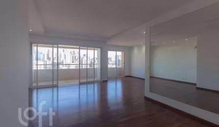 Apartamento com 3 quartos à venda na Rua Arandu, 660, Itaim Bibi, São Paulo por R$ 1.700.000