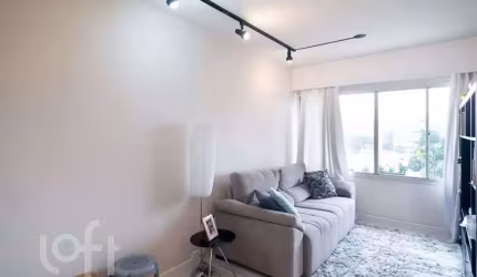 Apartamento com 3 quartos à venda na Rua Bacaetava, 65, Itaim Bibi, São Paulo por R$ 760.000