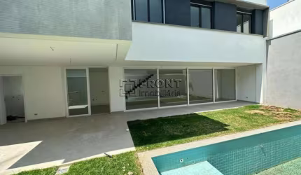 Casa em condomínio fechado com 4 quartos à venda na Rua Cristóvão Pereira, 529, Campo Belo, São Paulo por R$ 4.800.000