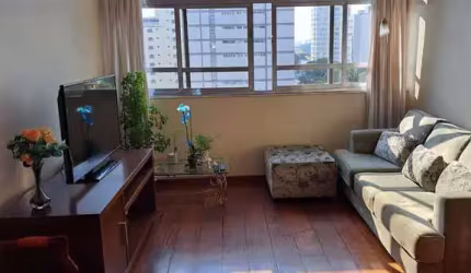 Apartamento com 3 quartos à venda na Avenida Paes de Barros, 1259, Mooca, São Paulo por R$ 700.000