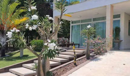 Casa em condomínio de 450m² com 5 suítes à venda  por R$ 3.000.000