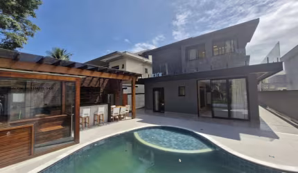Casa de Praia para Venda em Bertioga, Riviera, 6 dormitórios, 6 suítes, 8 banheiros, 6 vagas