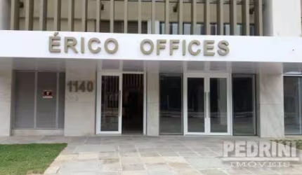 Sala comercial à venda no Menino Deus, Porto Alegre  por R$ 319.900