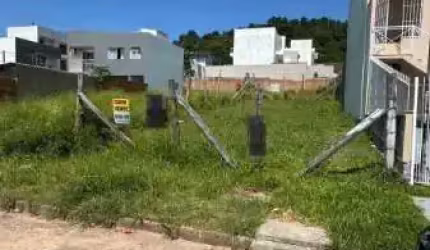 Terreno à venda no Guarujá, Porto Alegre  por R$ 138.000