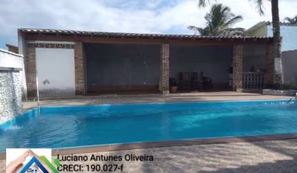 Casa na praia com 3 quartos no Pontal de Santa Marina